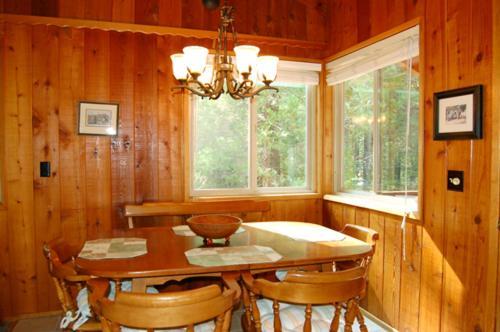 Chalet 30a Dunnings Retreat Wawona
